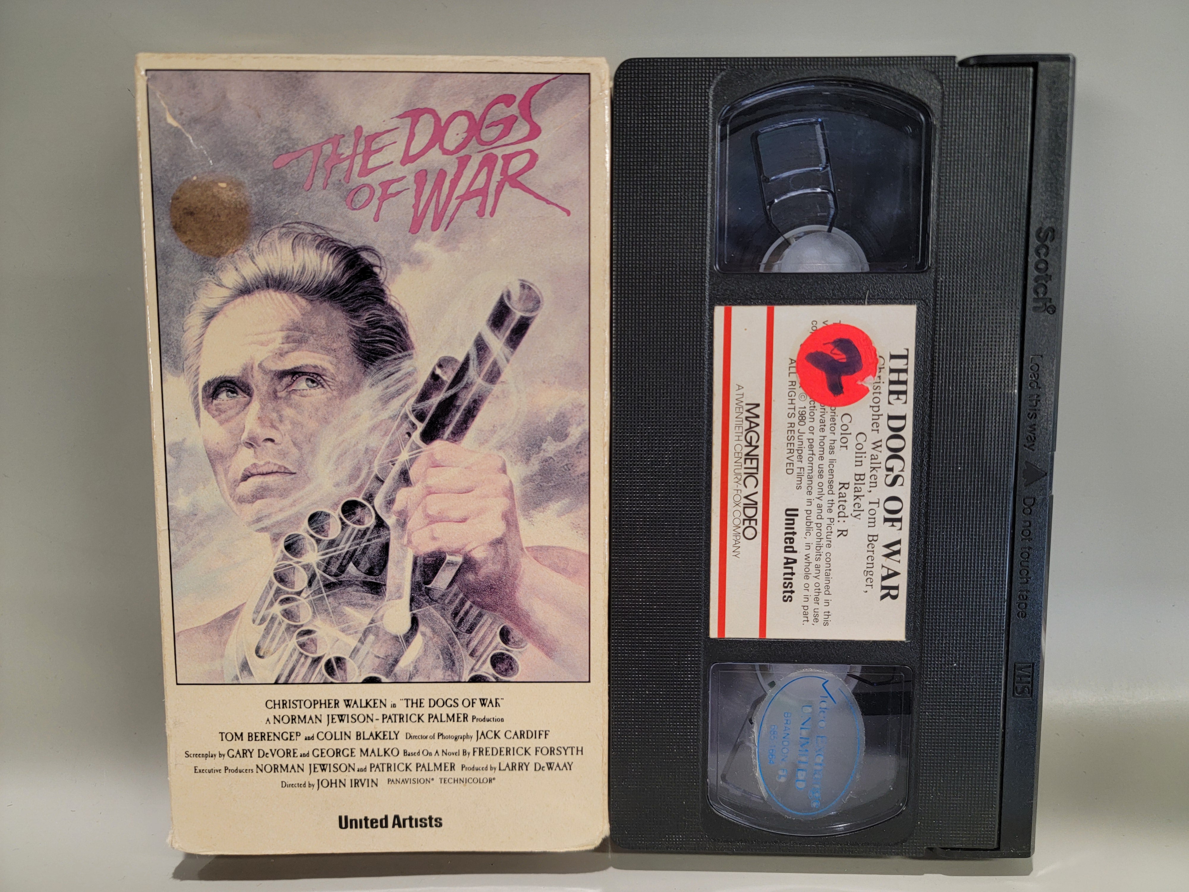 THE DOGS OF WAR VHS [USED]