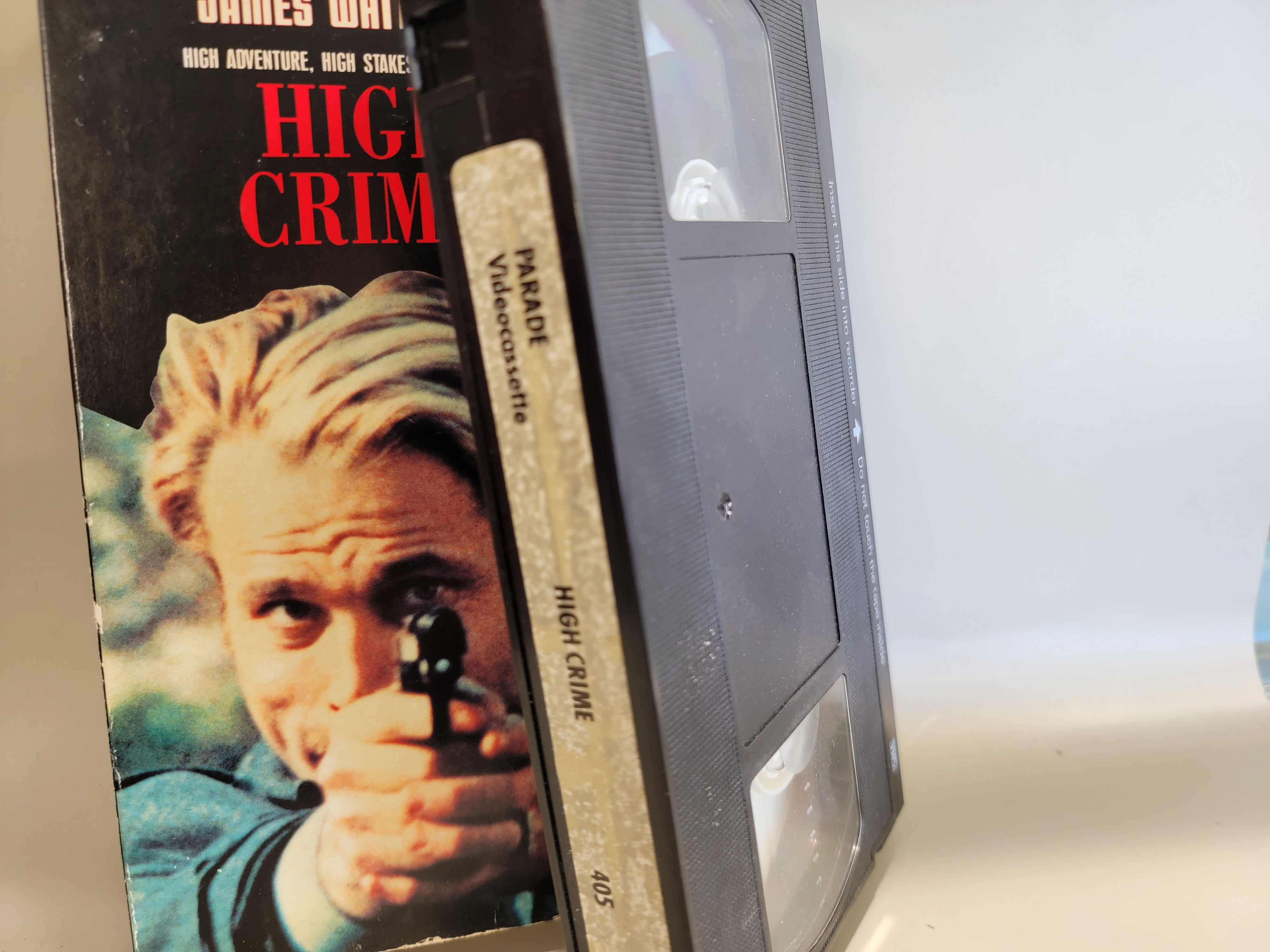 HIGH CRIME VHS [USED]