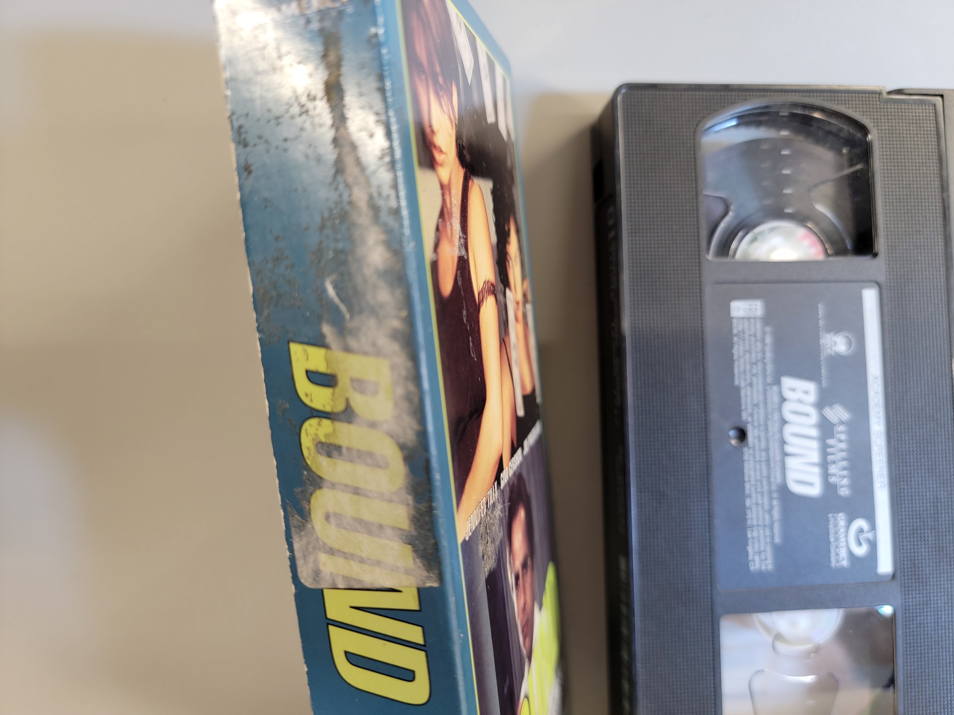 BOUND VHS [USED]