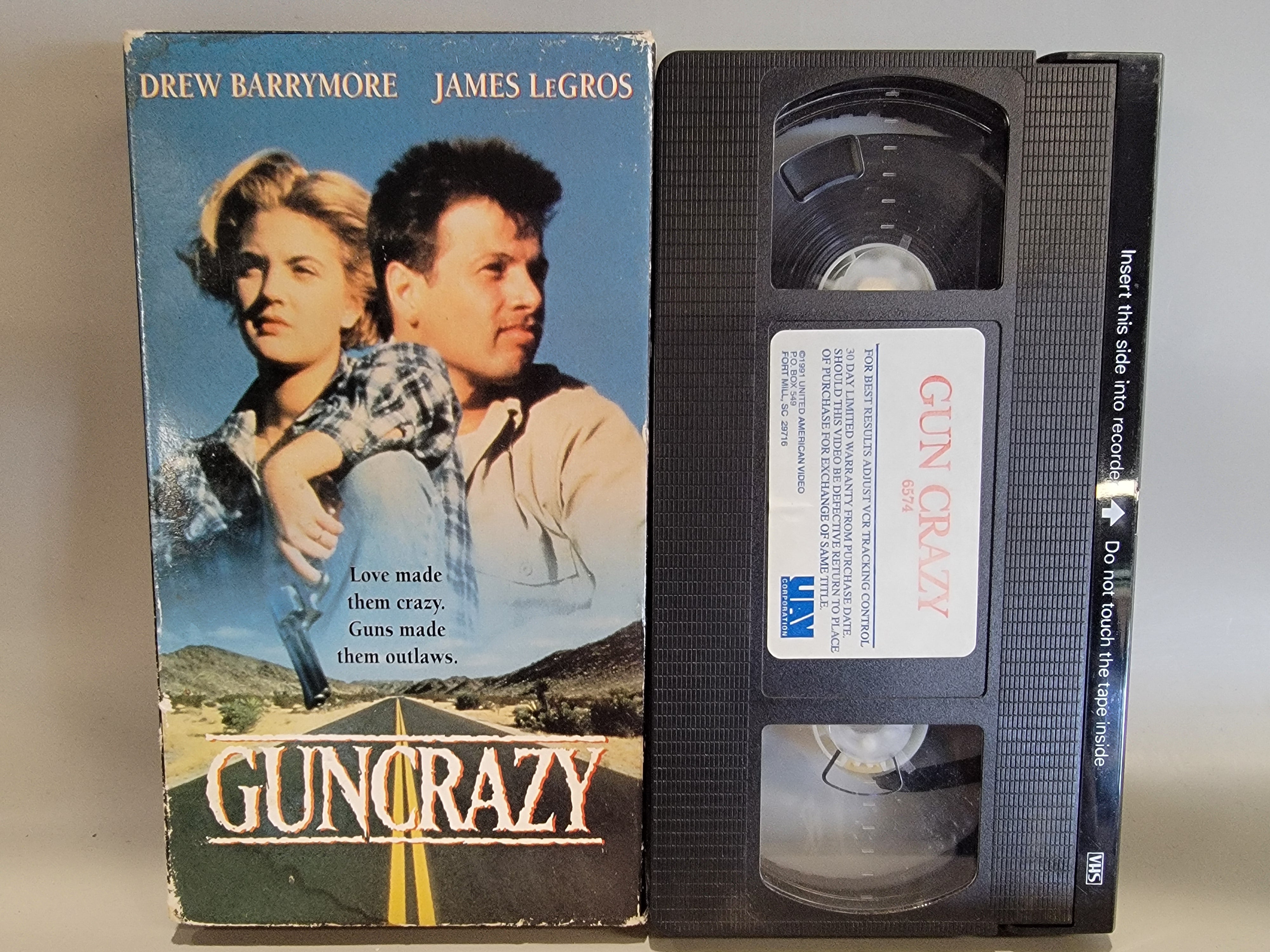 GUNCRAZY VHS [USED]
