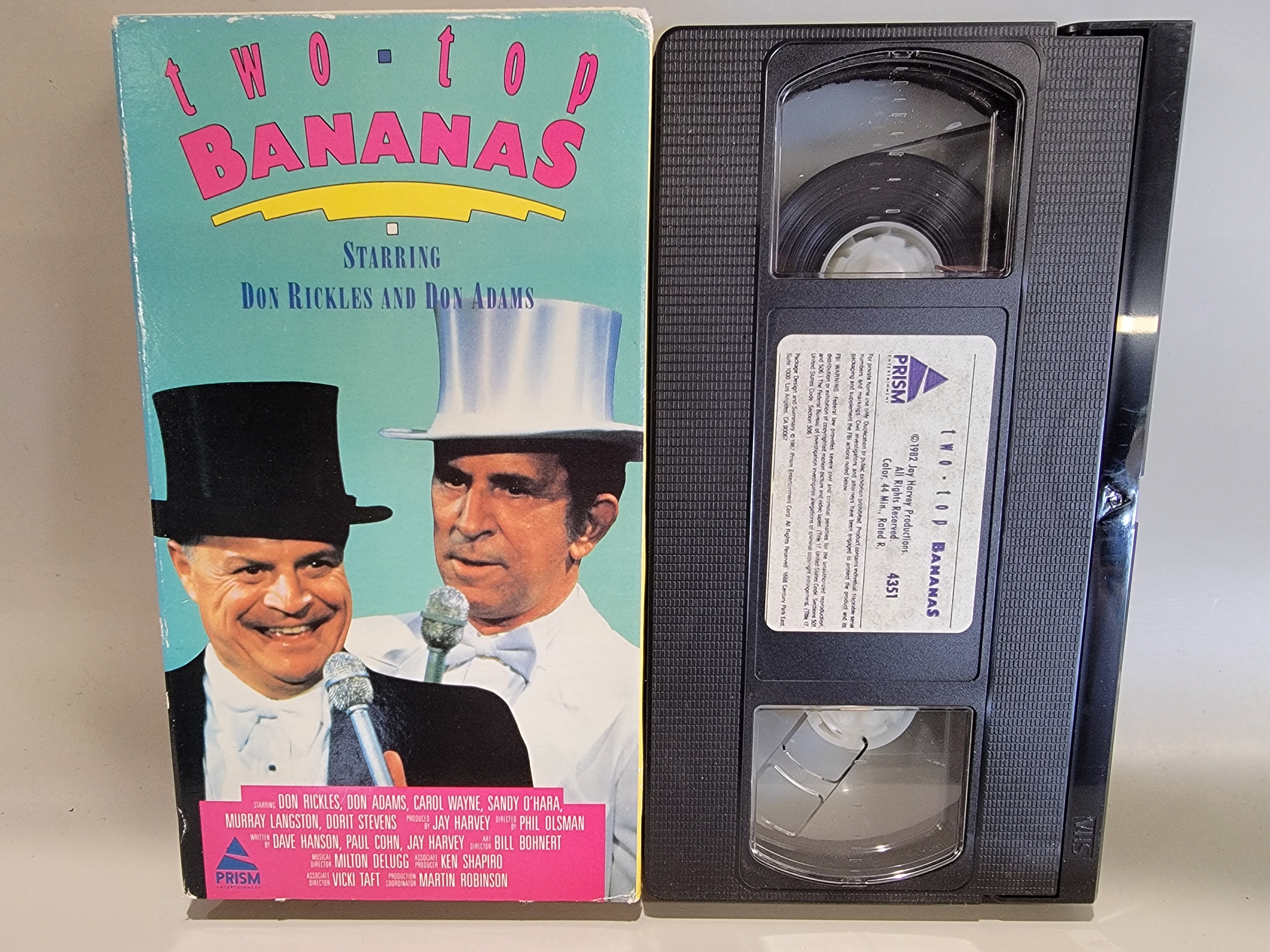 TWO TOP BANANAS VHS [USED]