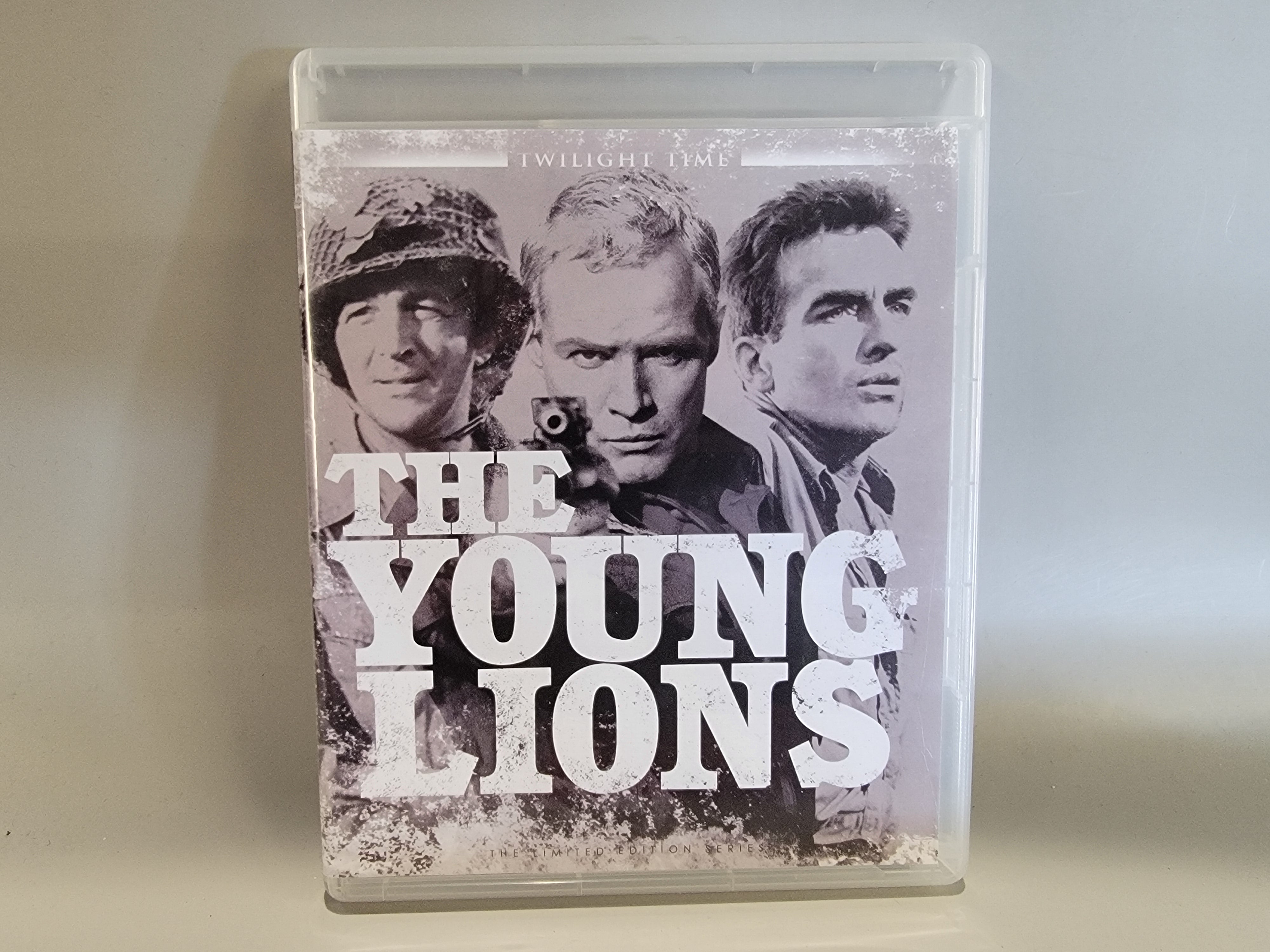 THE YOUNG LIONS (LIMITED EDITION) BLU-RAY [USED]