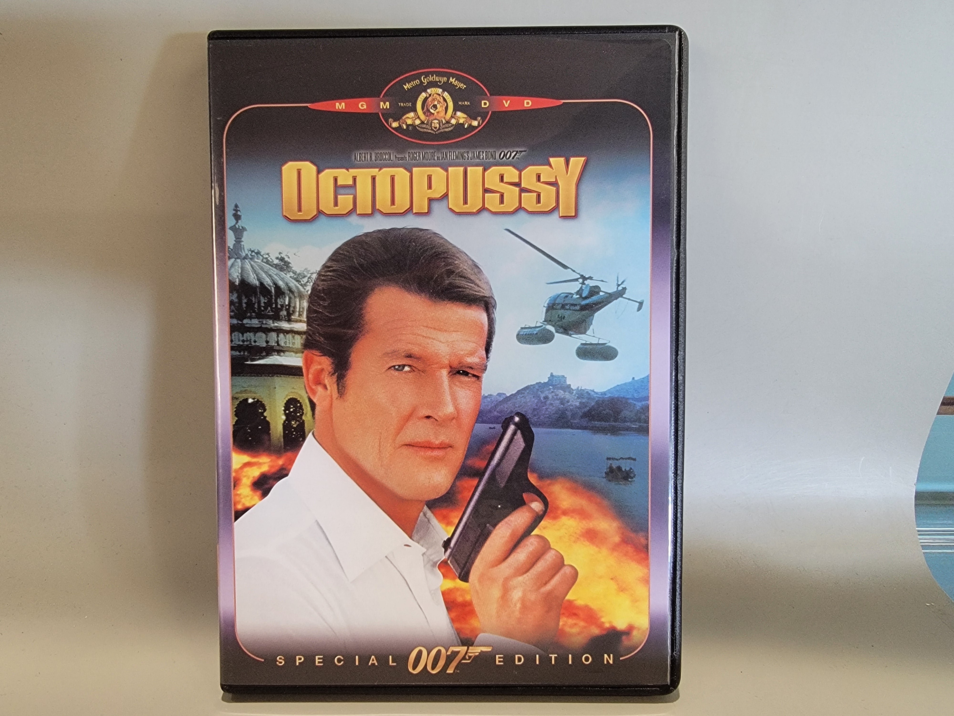OCTOPUSSY DVD [USED]