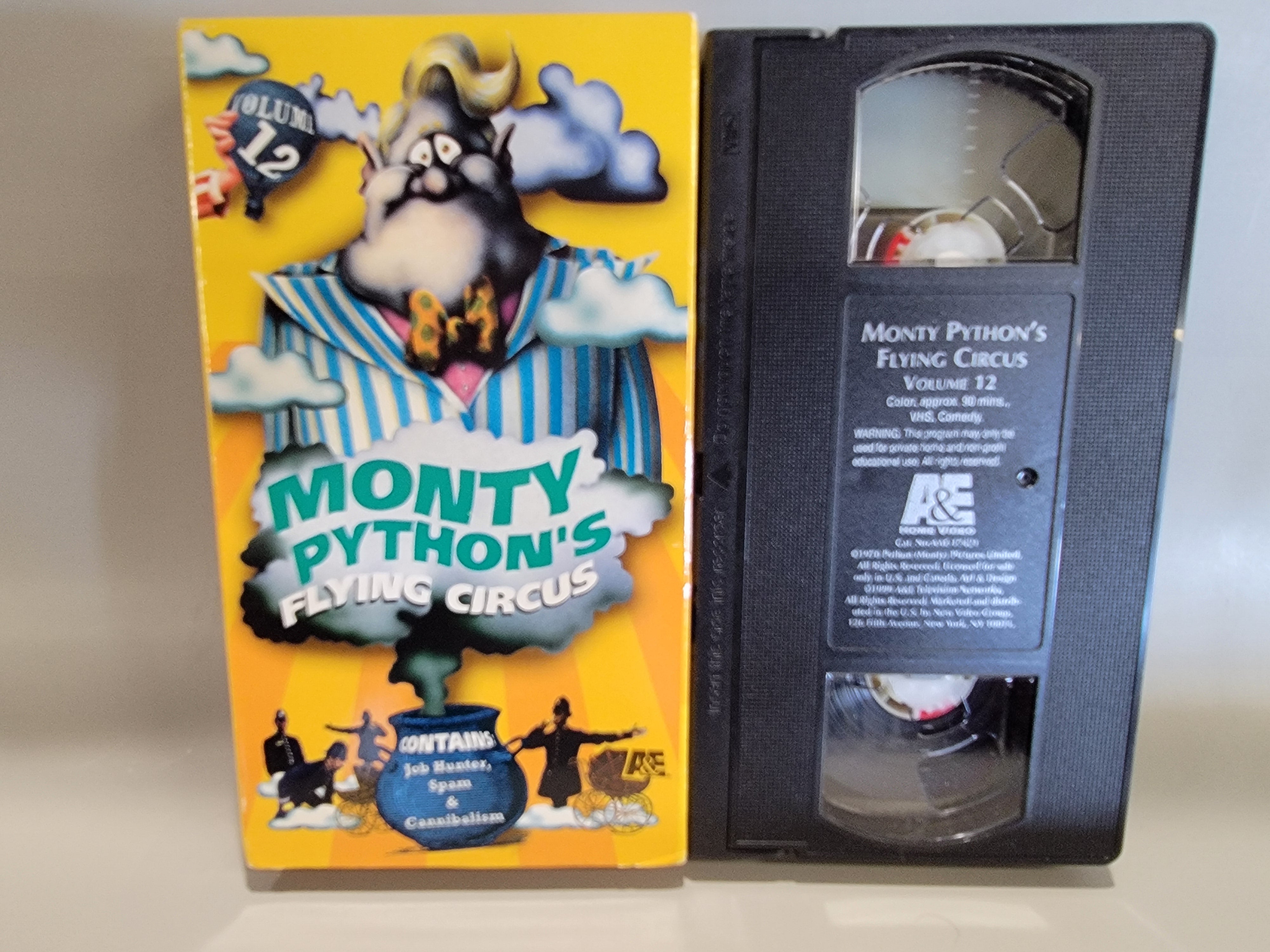 MONTY PYTHON'S FLYNG CIRCUS VOLUME 12 VHS [USED]