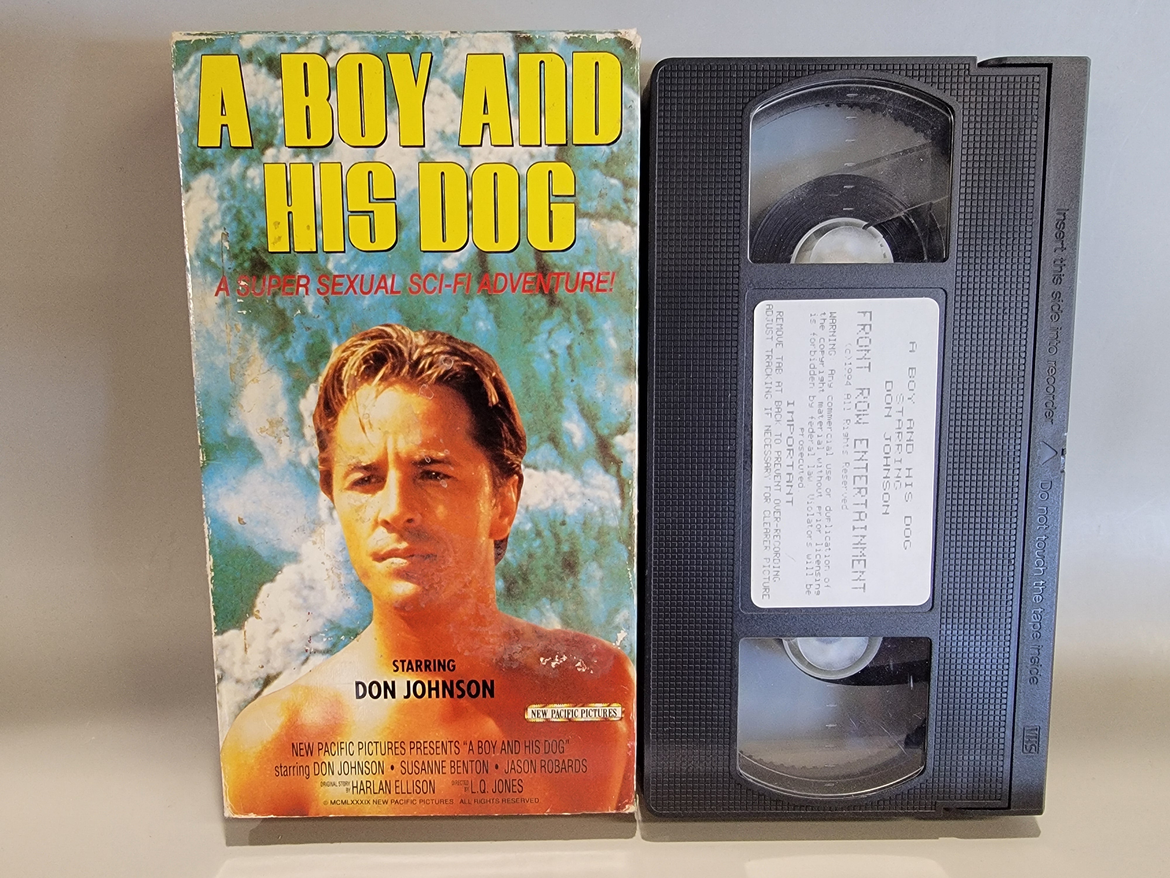 A BOY AND HIS DOG VHS [USED]