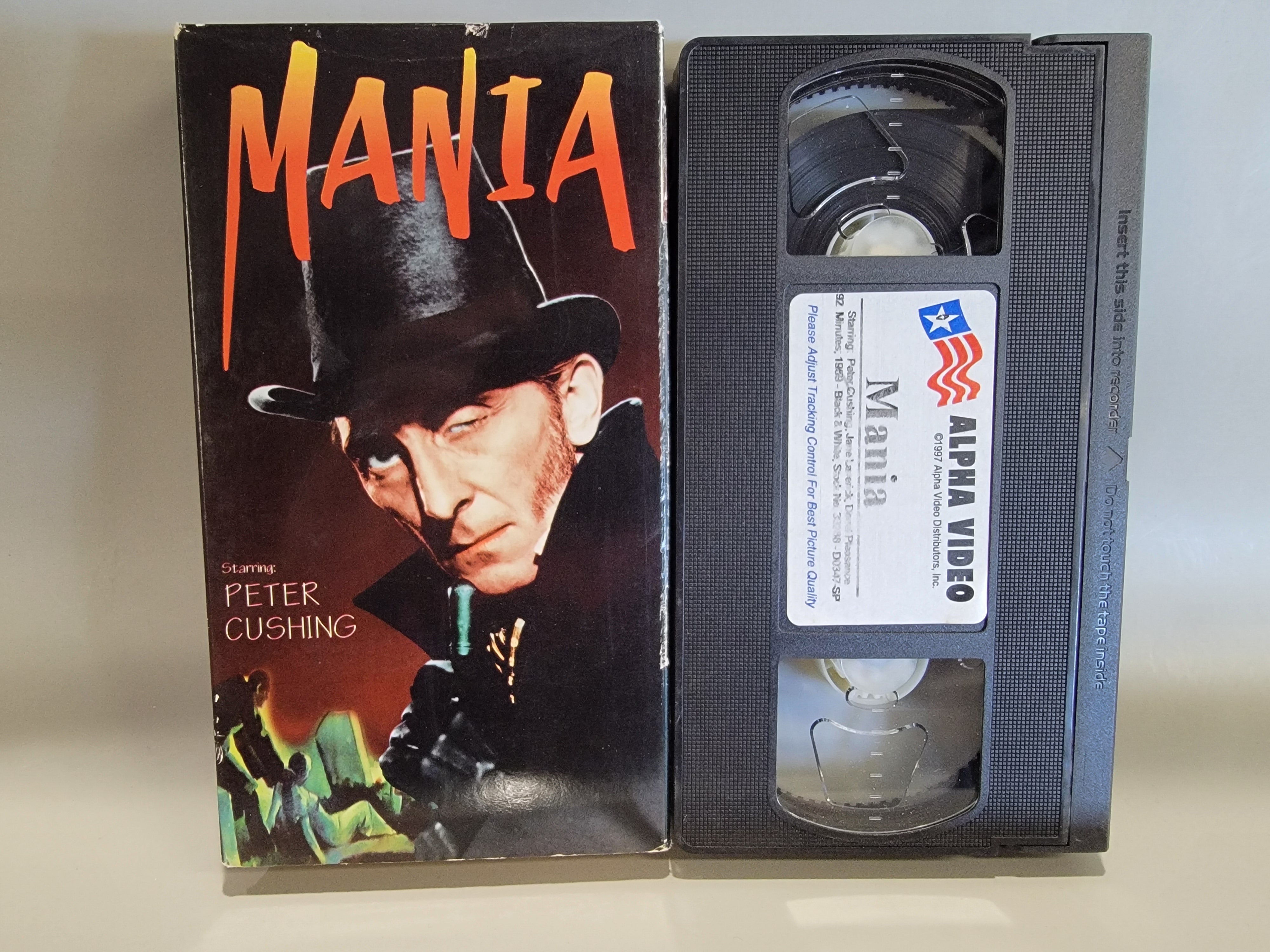 MANIA VHS [USED]