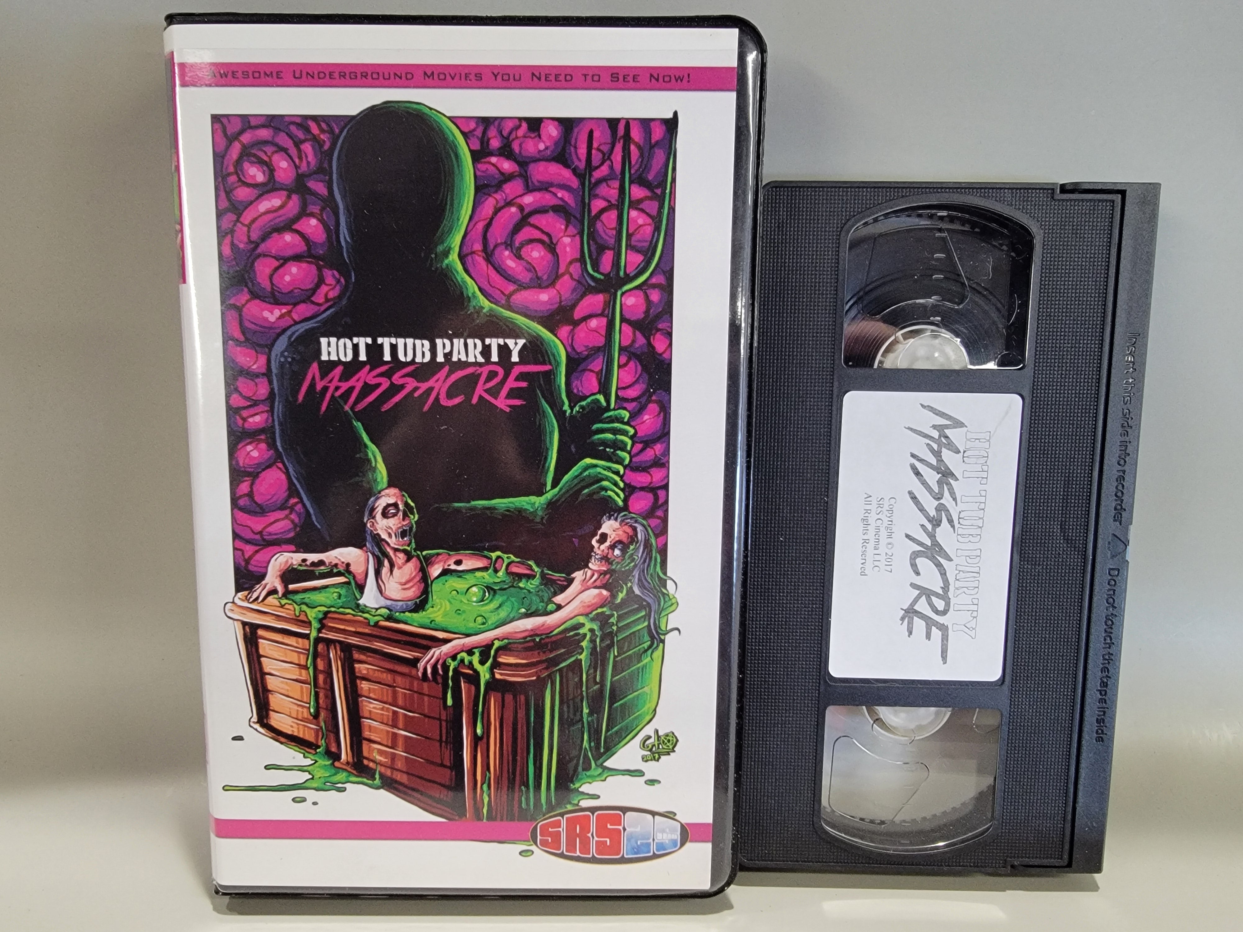 HOT TUB PARTY MASSACRE VHS [USED]