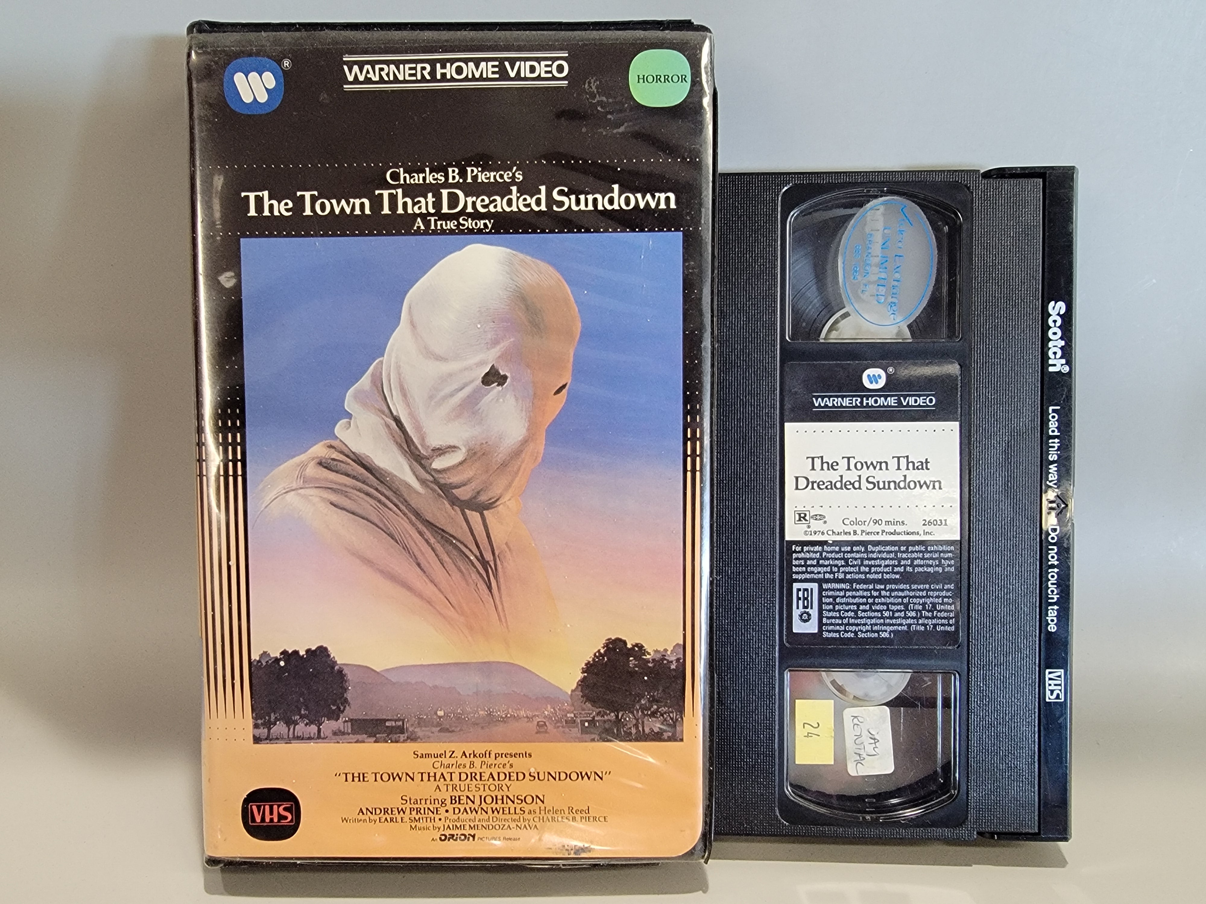 THE TOWN THAT DREADED SUNDOWN VHS [USED]