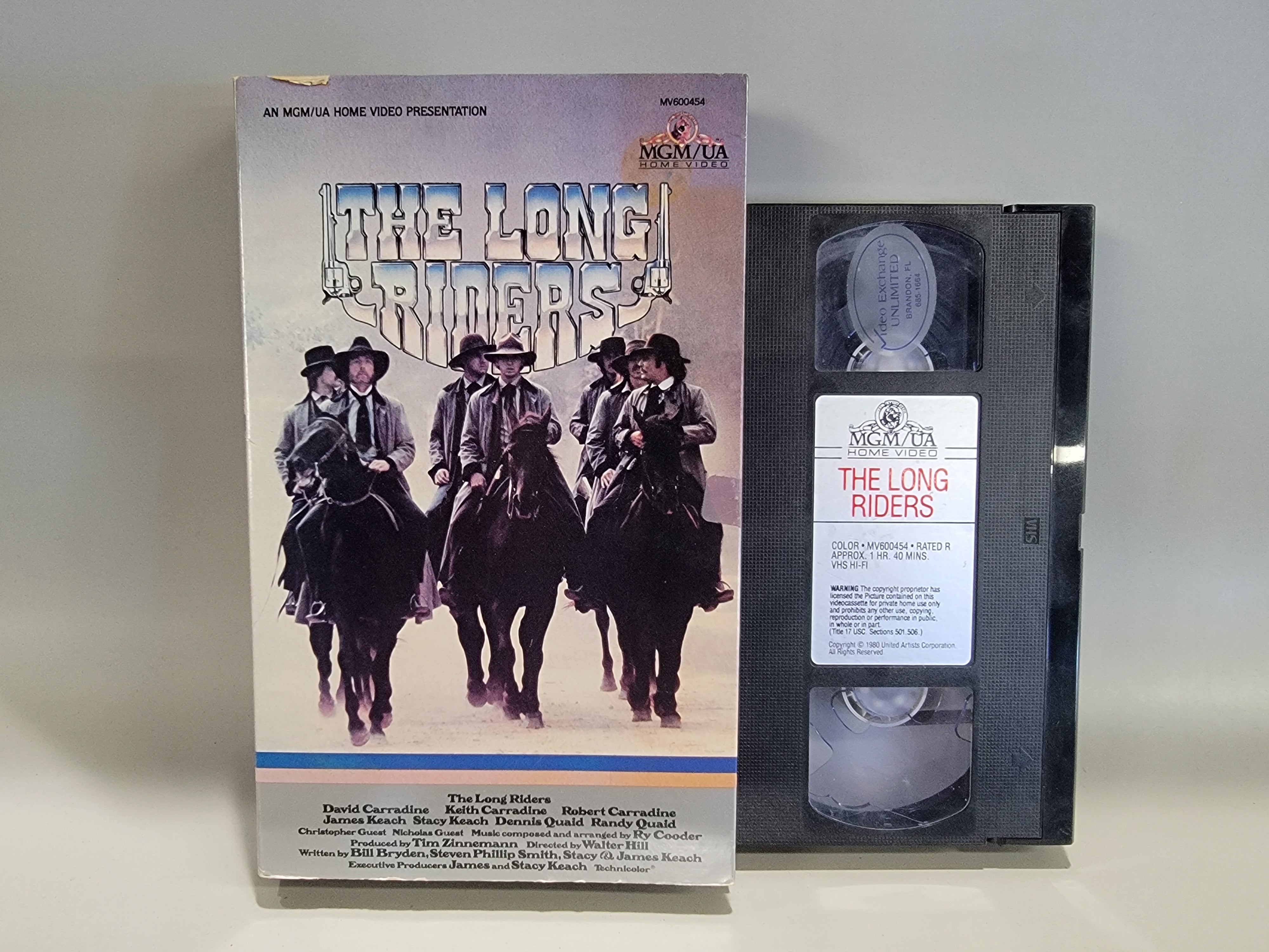 THE LONG RIDERS VHS [USED]