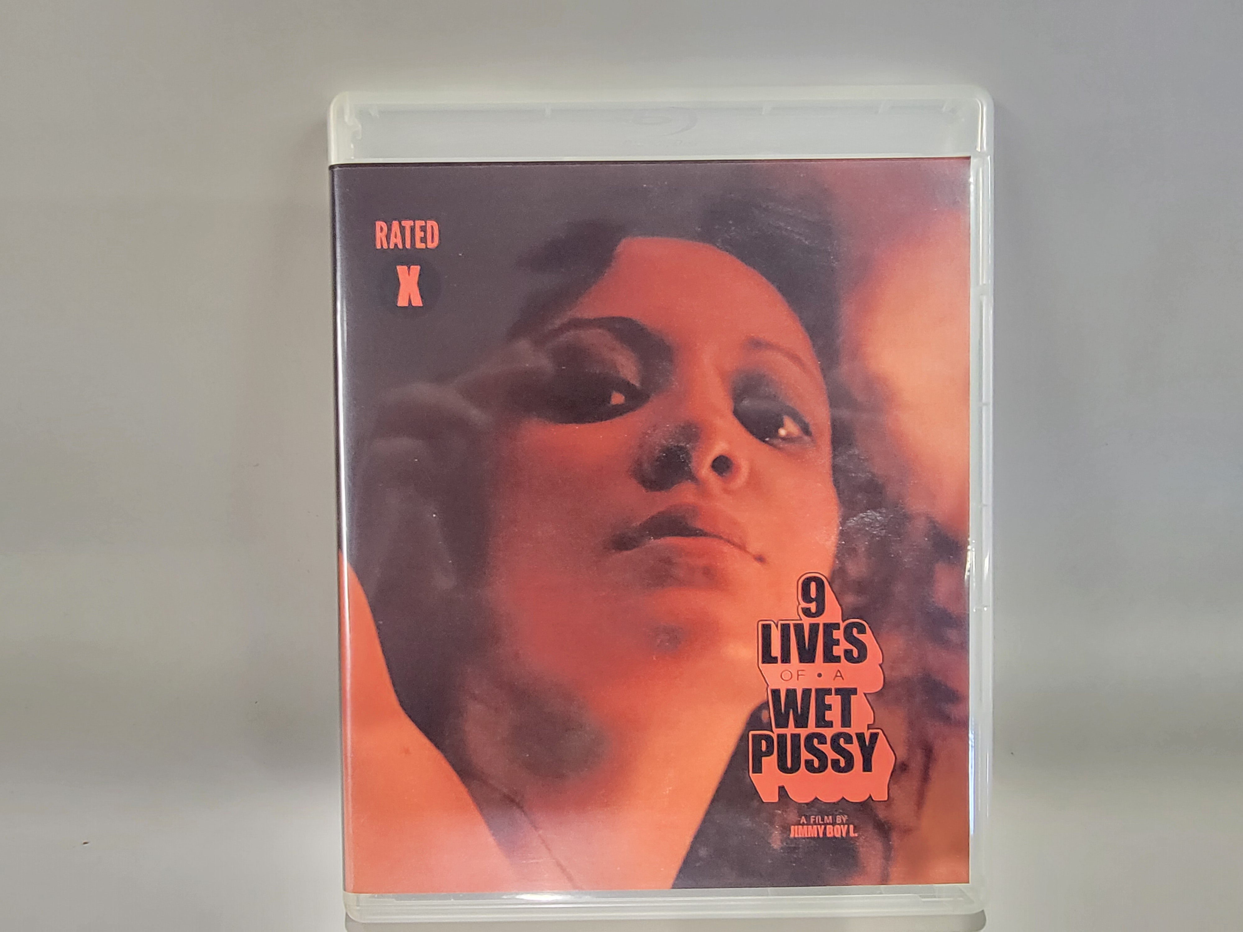 9 LIVES OF A WET PUSSY BLU-RAY/DVD [USED]