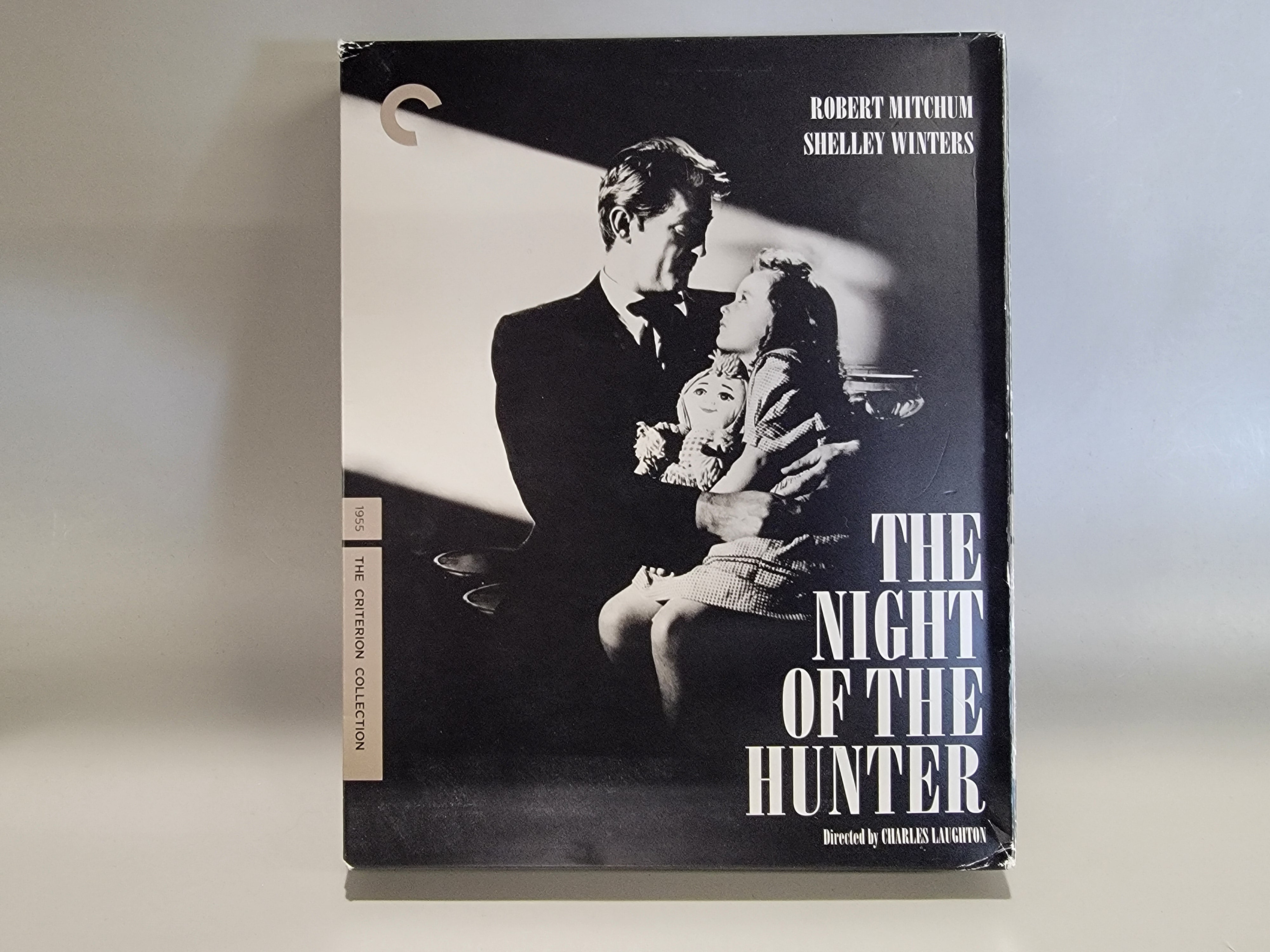 THE NIGHT OF THE HUNTER BLU-RAY [USED]